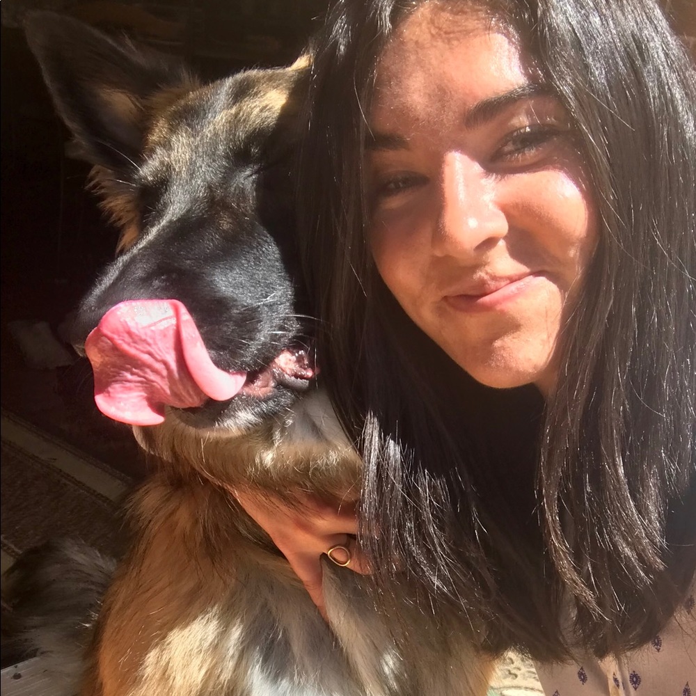 Meet your Posher, Bethany